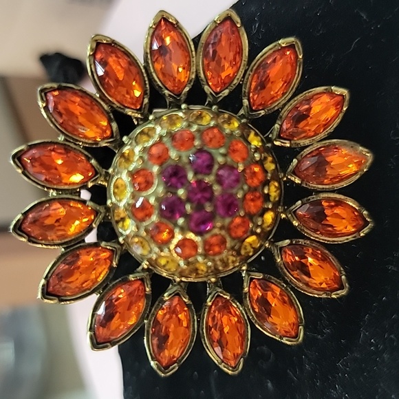 Sunflower ring Heidi Daus - Picture 3 of 3